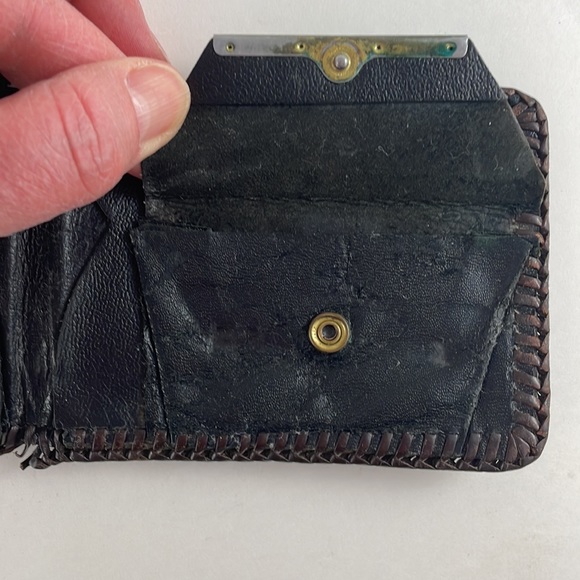 Vintage Tooled Leather Wallet - Picture 4 of 7